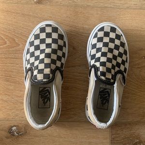 *TODDLER* Vans checker slip-ons